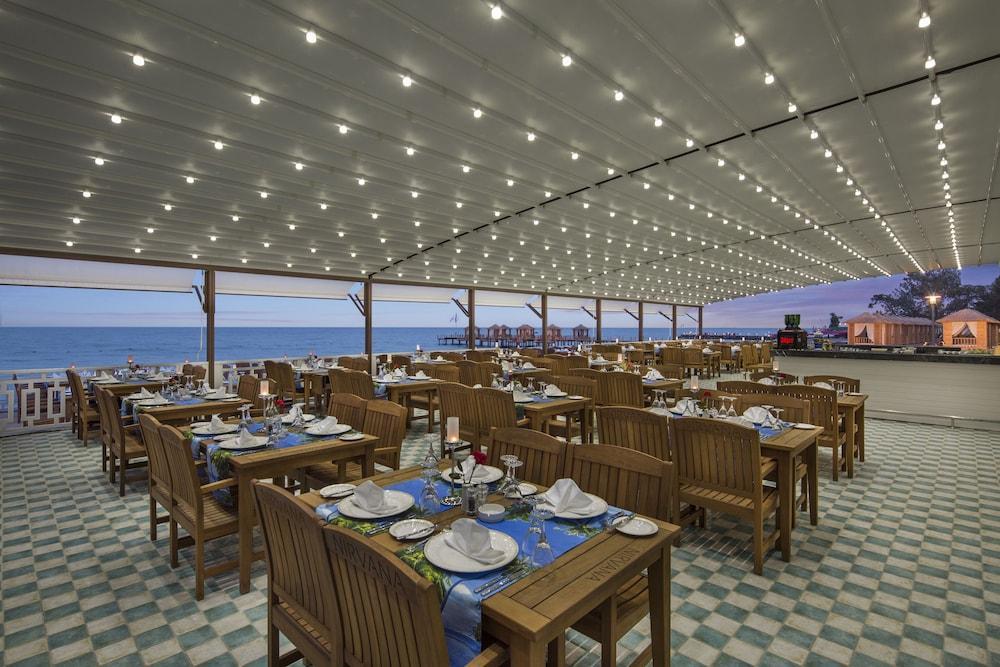 Nirvana Mediterranean Excellence Resort 5*