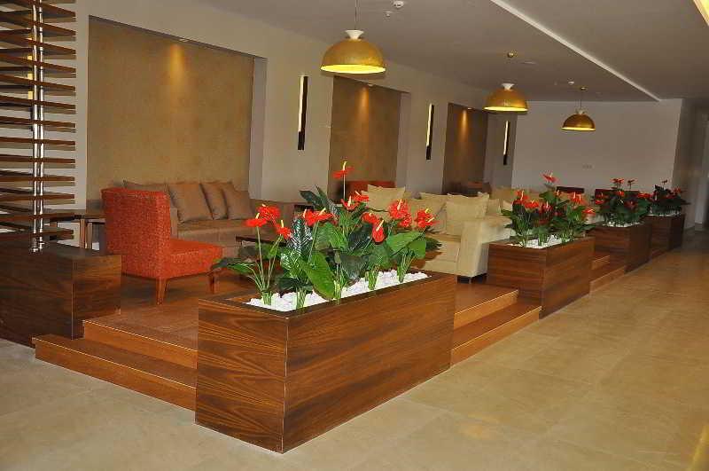Terrace Elite Ultra Hotel Side