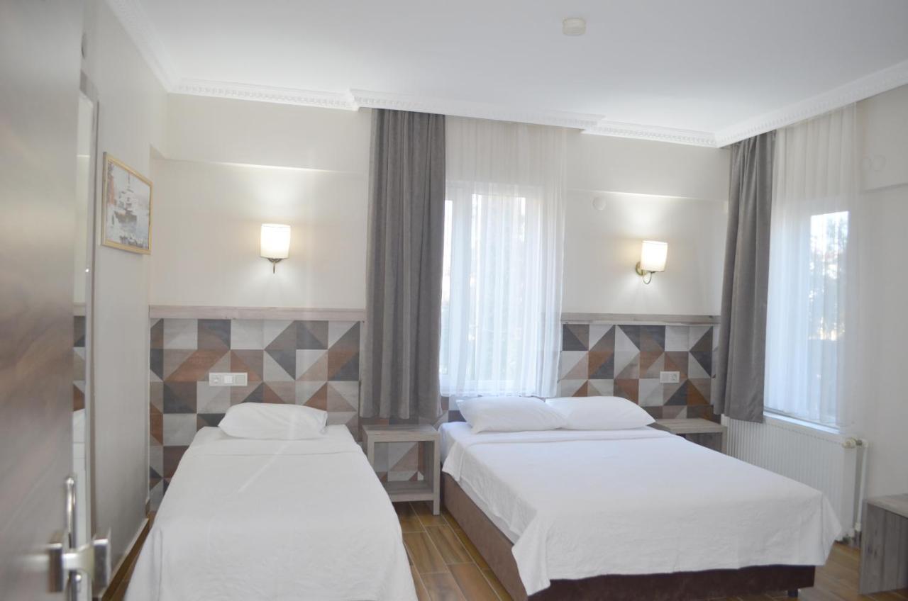 Megas Hotel
