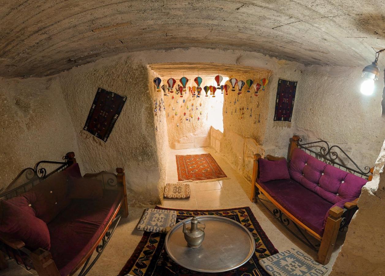 Angel Cave Hotel 2*