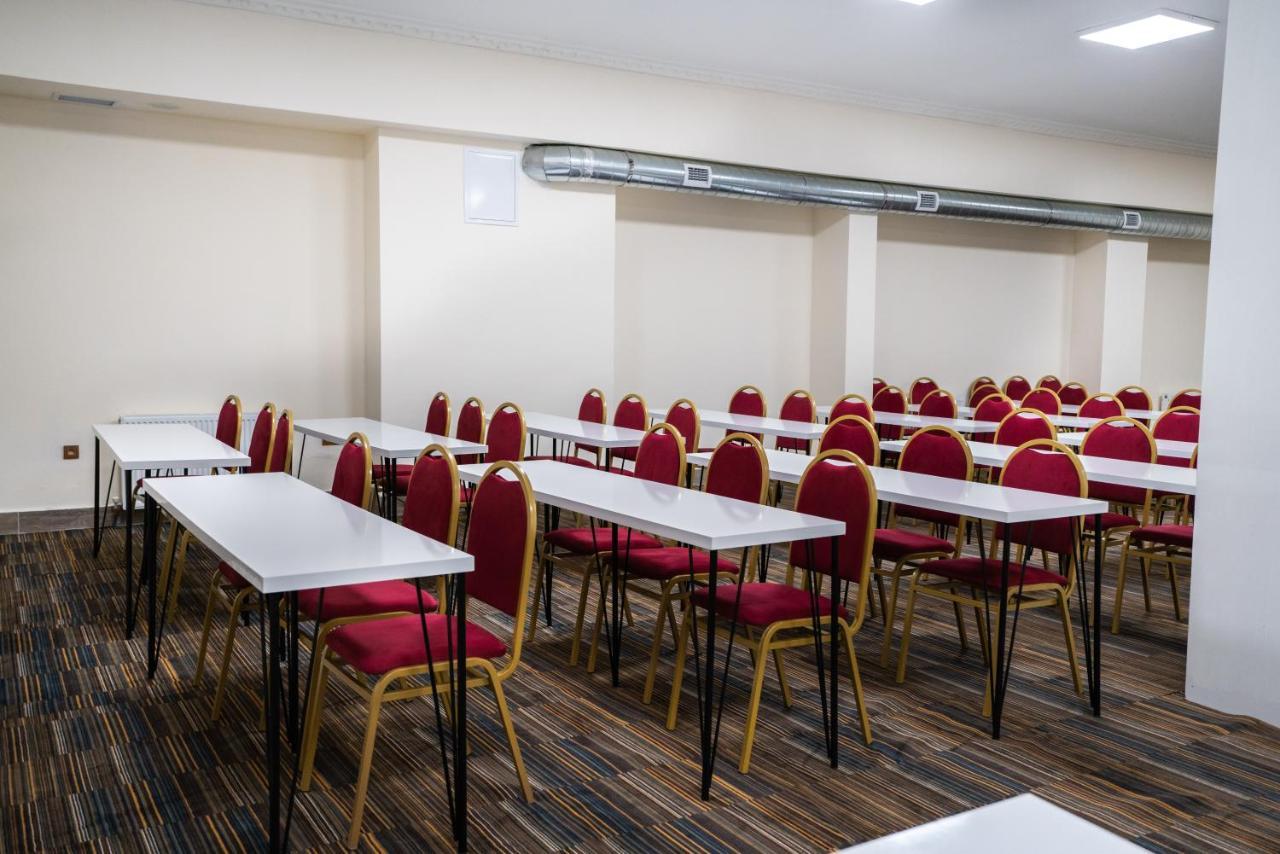 Hotel Lion Kizilay 4*