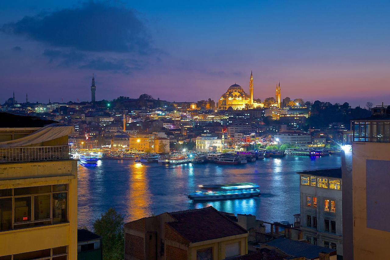 Momento Golden Horn
