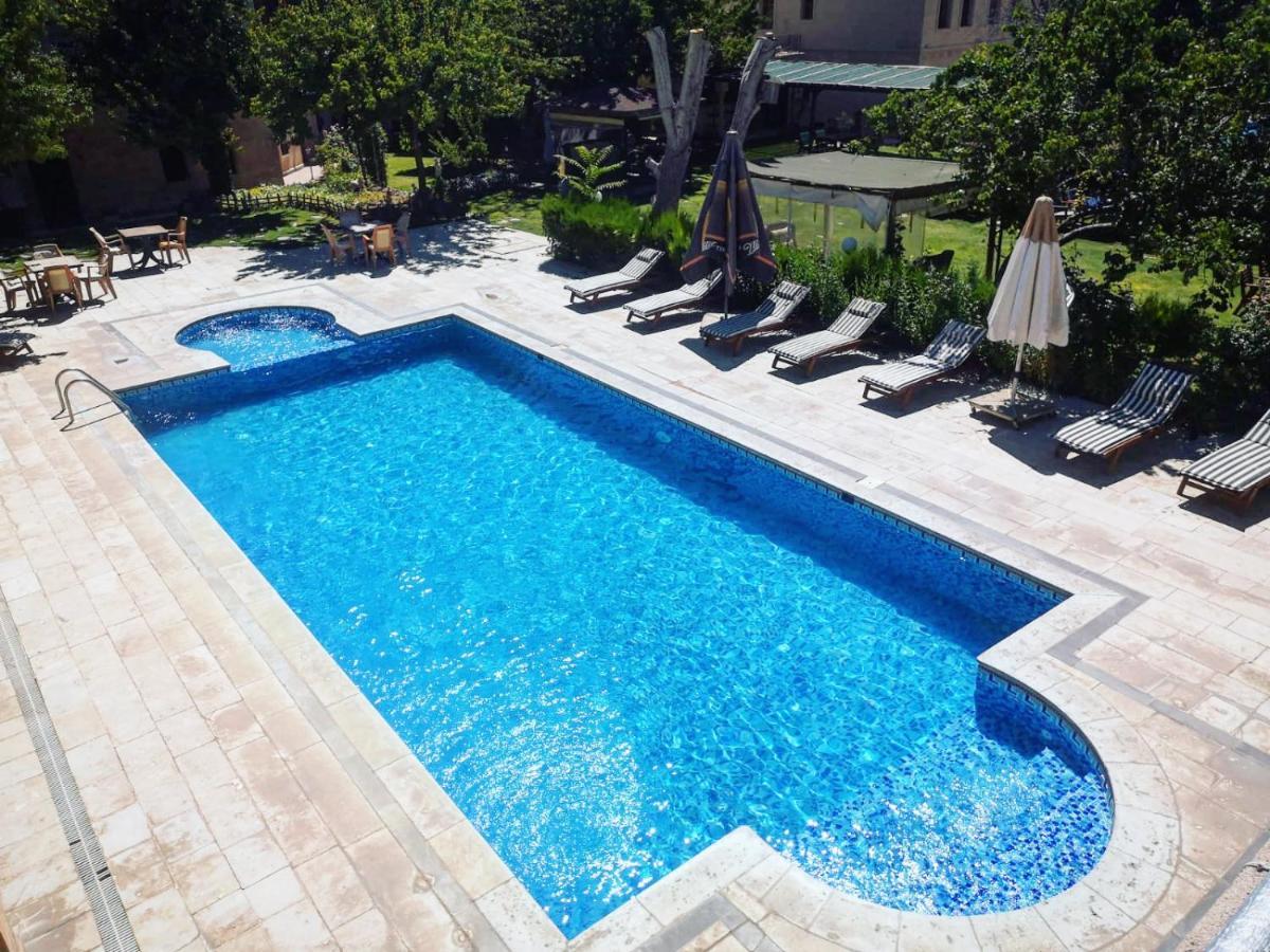 Hotel Melis Cave 3*