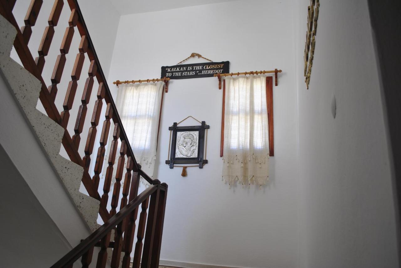 Dionysia Hotel *