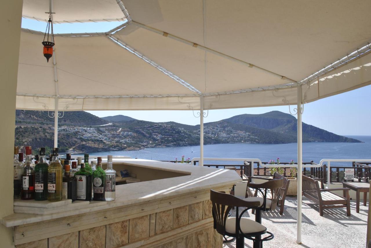 Dionysia Hotel *