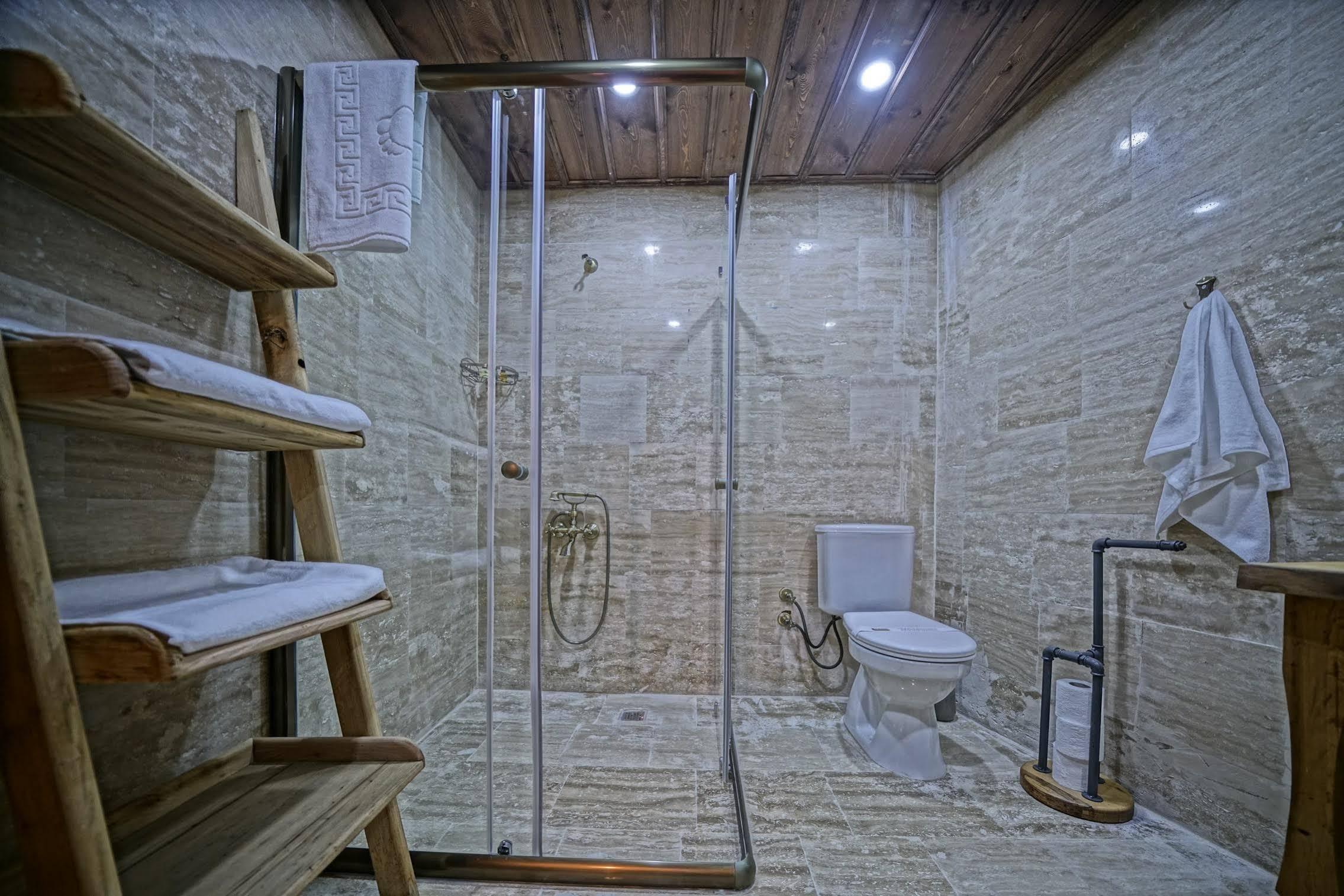Hotel Vigneron Cave
