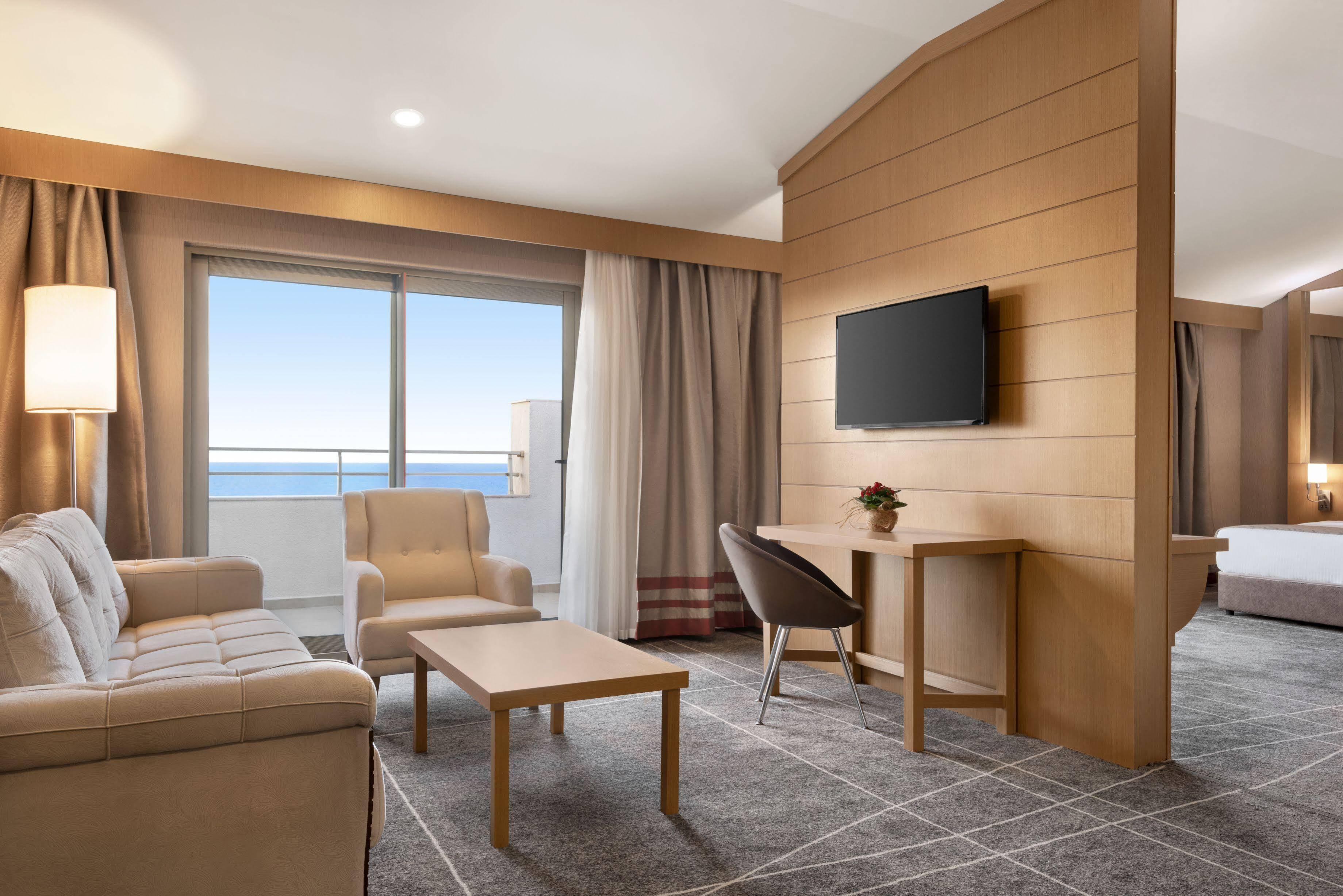 Ramada By Wyndham Hotel