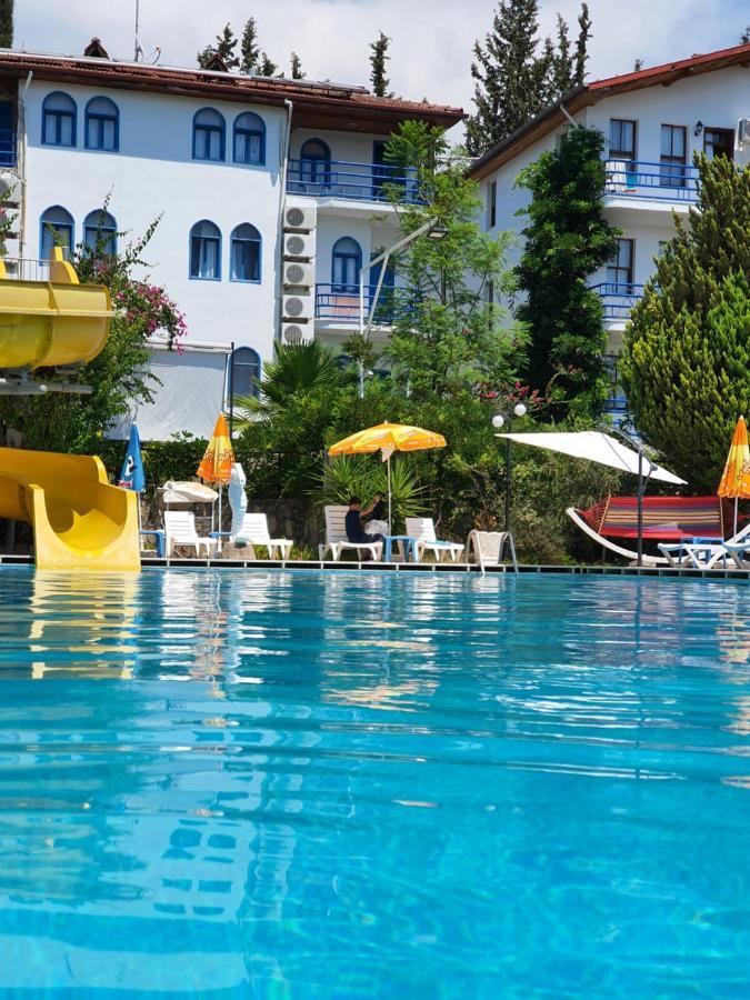 Silver Pine Hotel 3*