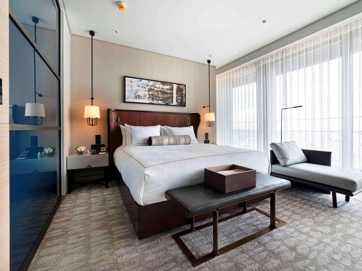 Fairmont Quasar
