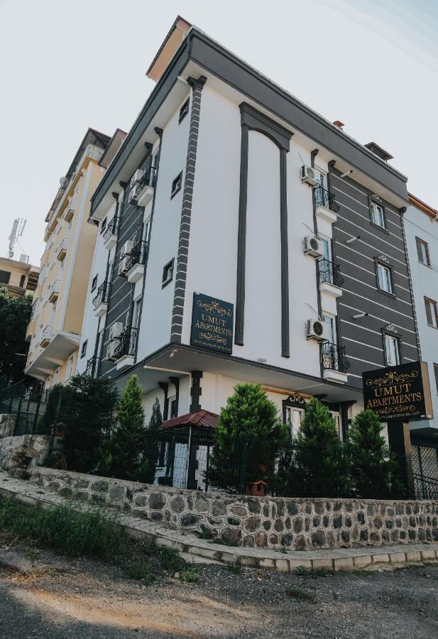 Umut Aparthotel *