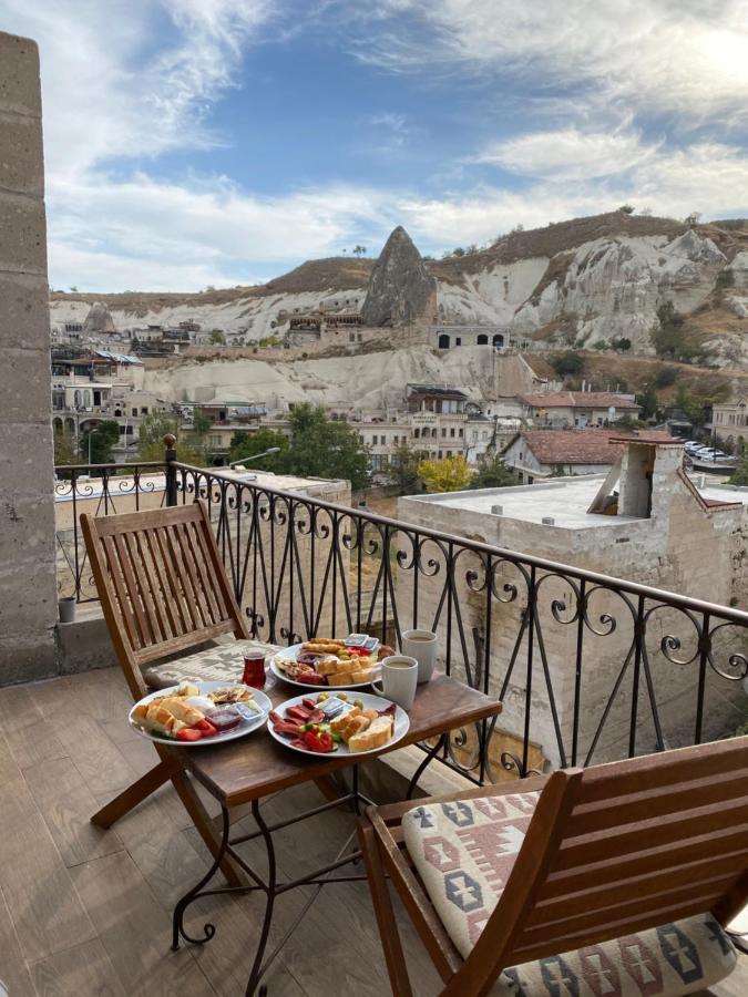 Hotel Angel Cave