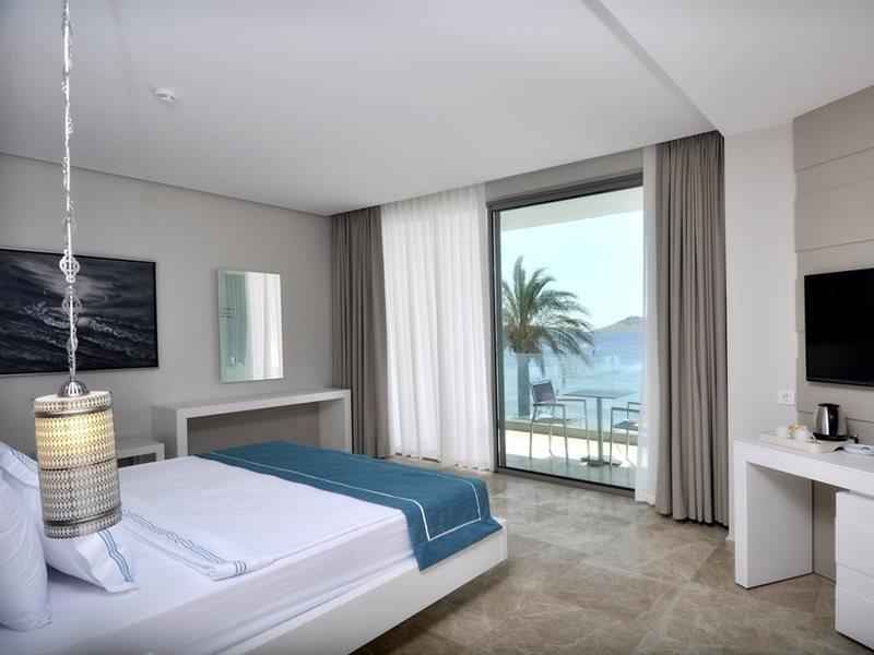 Hotel Lugga Boutique & 3*