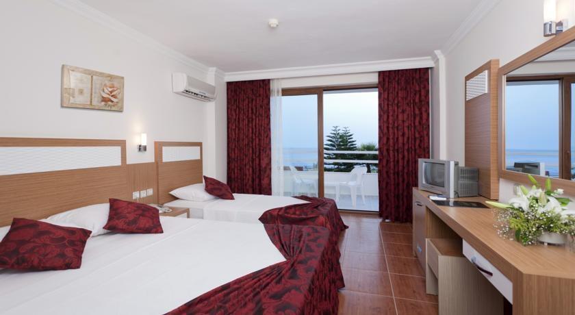 Hotel Ideal 3*