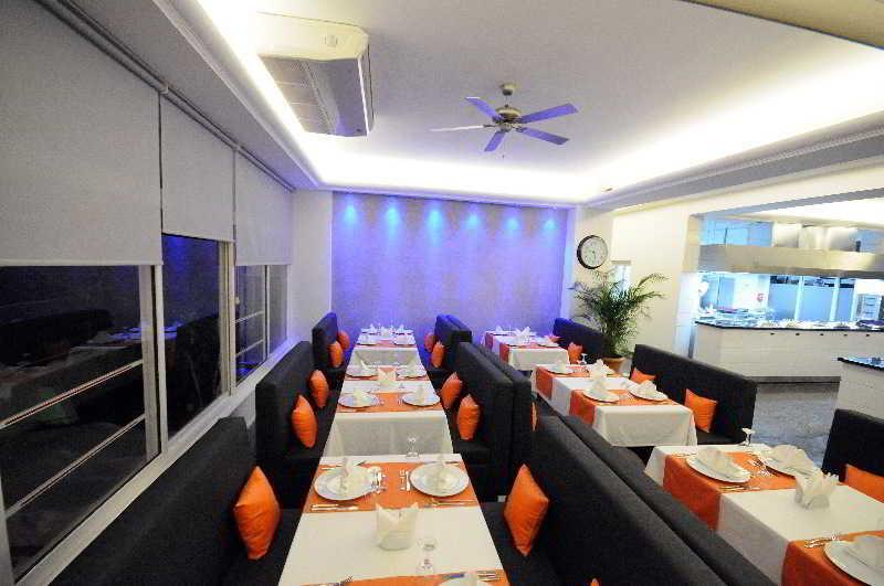 Aparthotel Blue Palace 3*