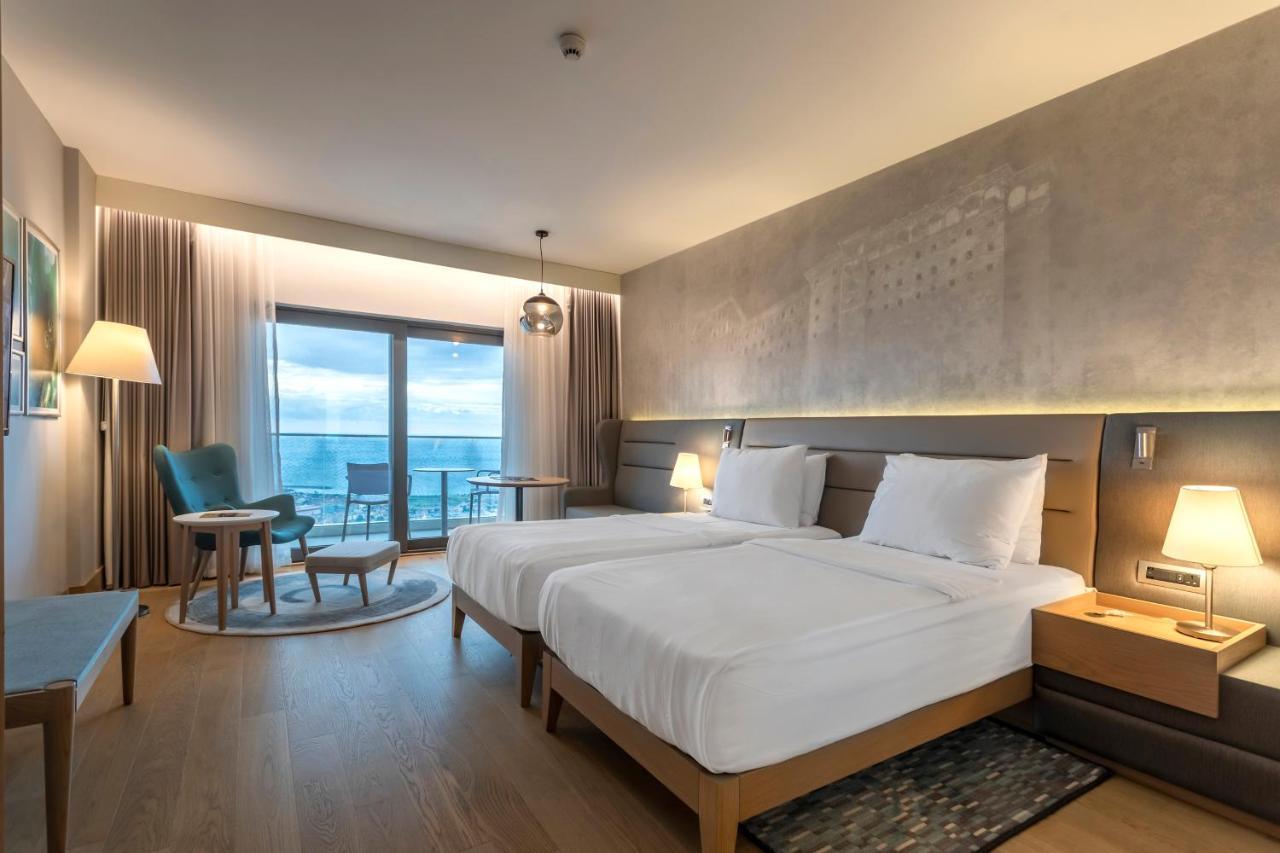 Radisson Blu 5*