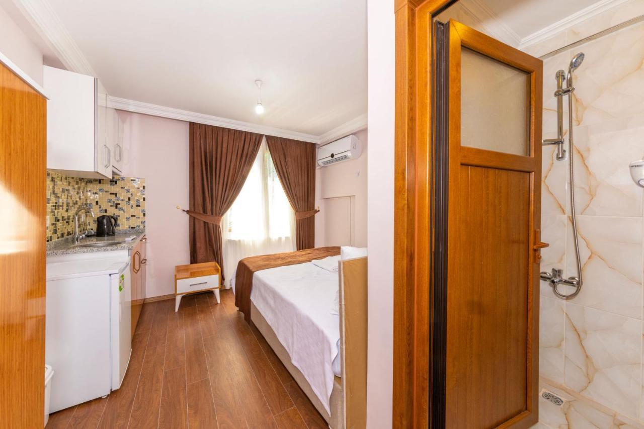 Tavra Hotel 2*