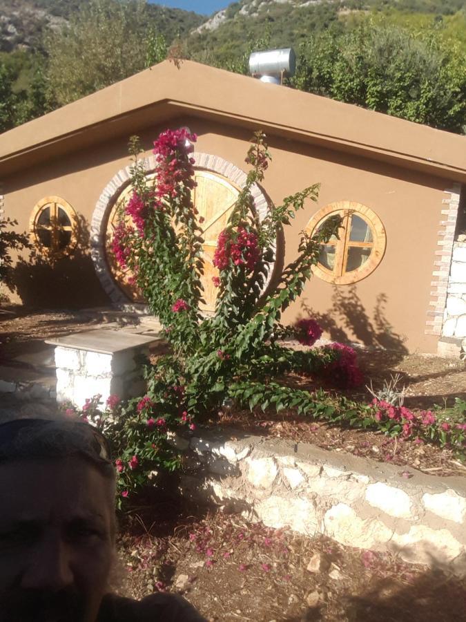 Lodge Heredot's House *