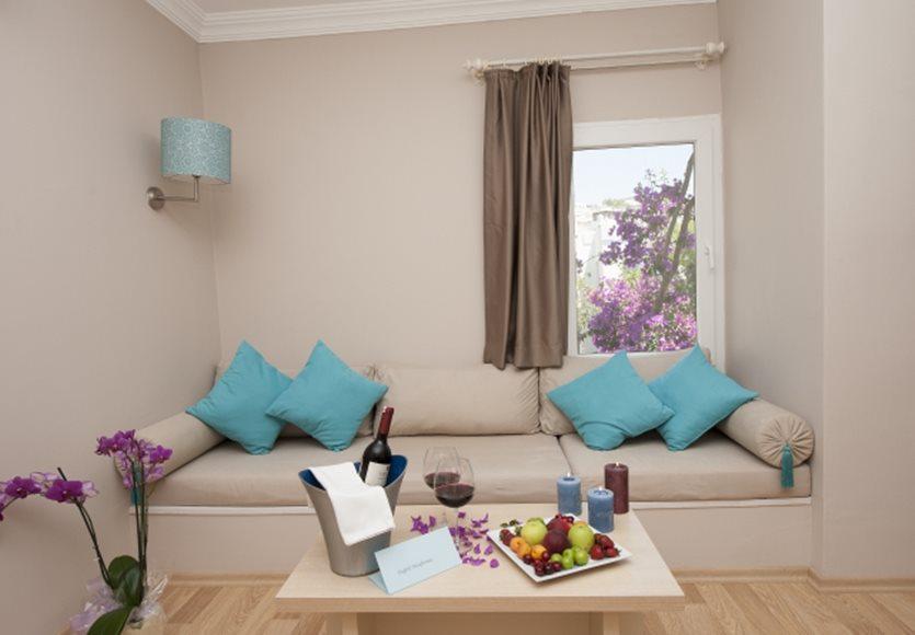 Mavi Turkbuku Hotel 3*