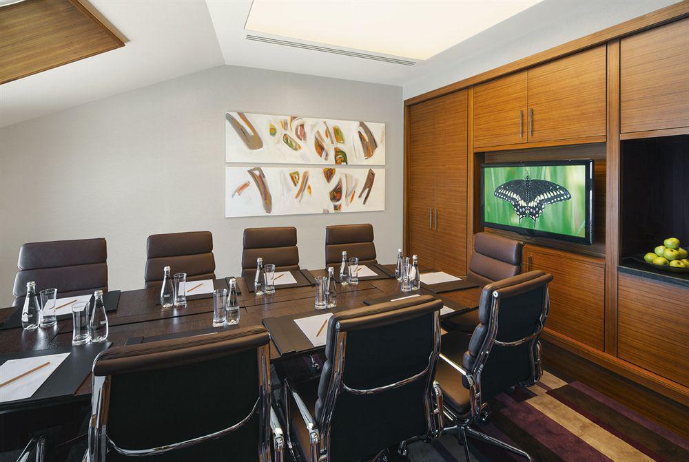 Movenpick Hotel 5*