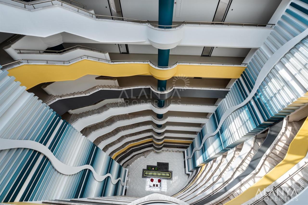 Aparthotel Seaside Tower-king's