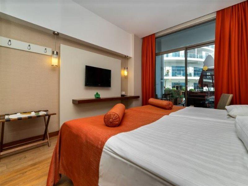 Resort Commodore Elite & Ultra (adults Only) Evrenseki