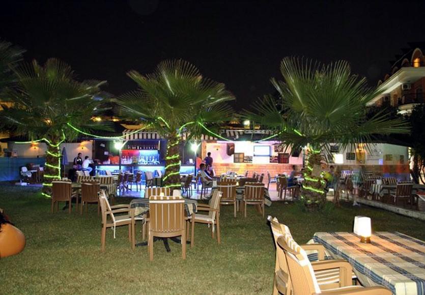 Club Dena Aparthotel 2*