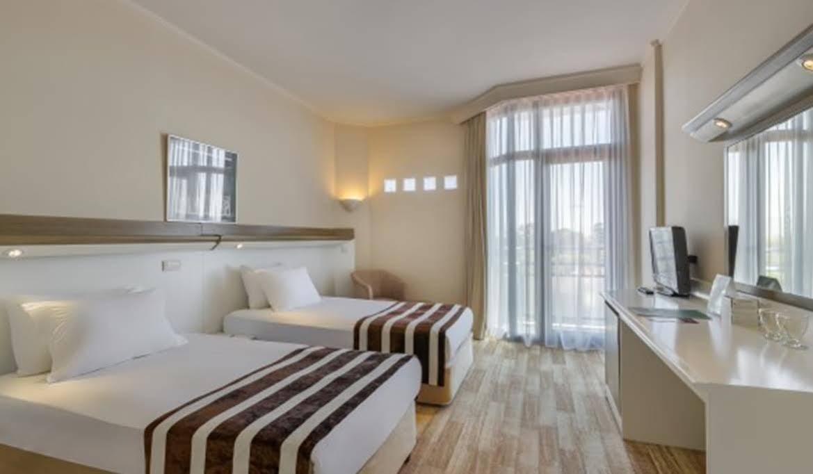 Max Hotel 5*