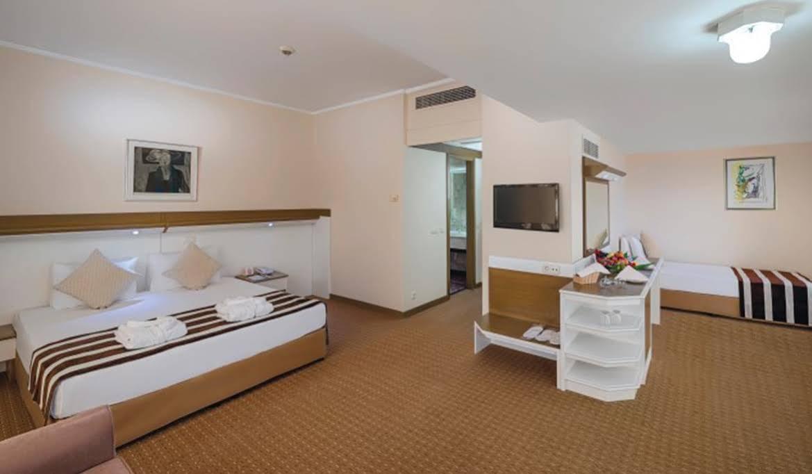 Max Hotel 5*