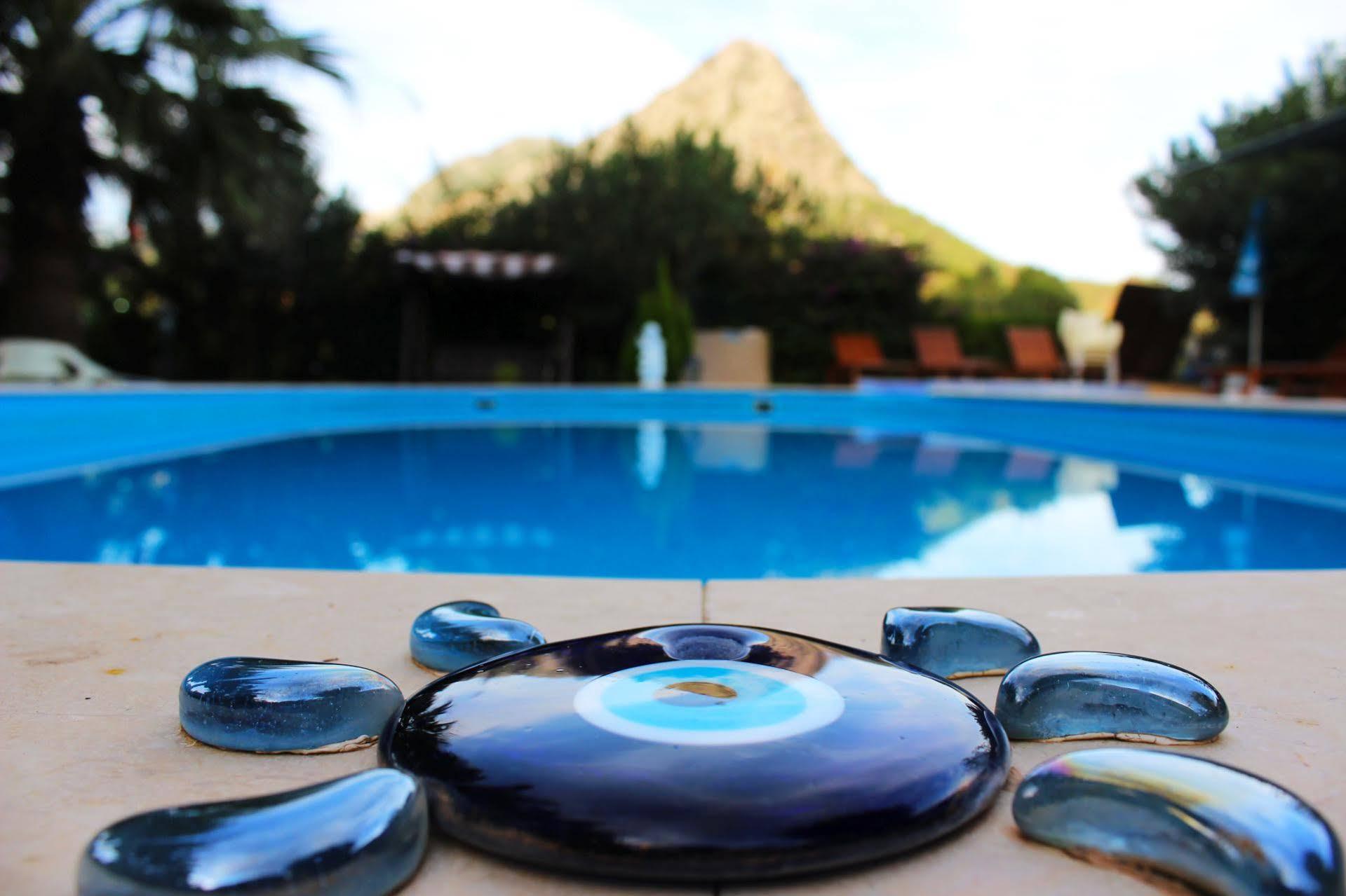 Papirus Hotel 2*
