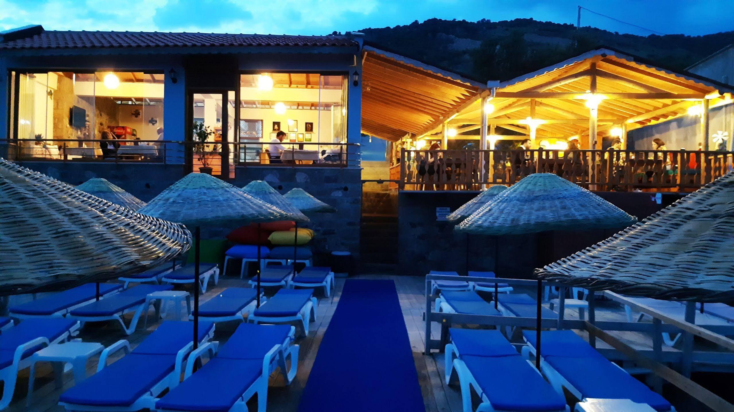 Nazan & Restaurant &