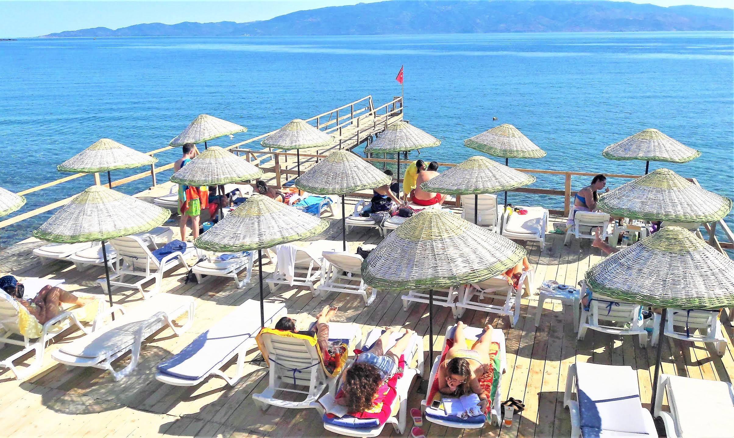 Nazan & Restaurant & Hotel 3*