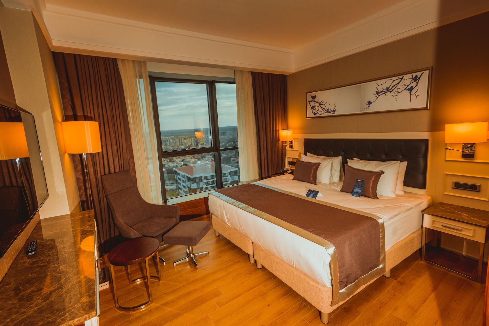 Radisson Blu Hotel, Hotel