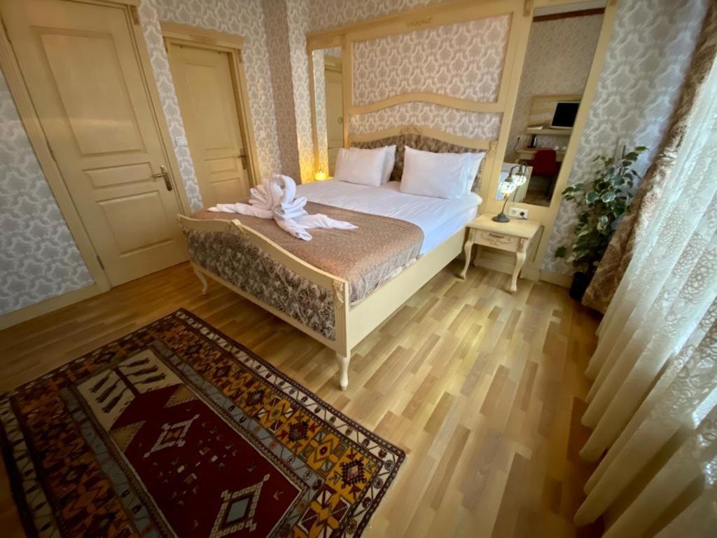 Optimist Hotel 3*
