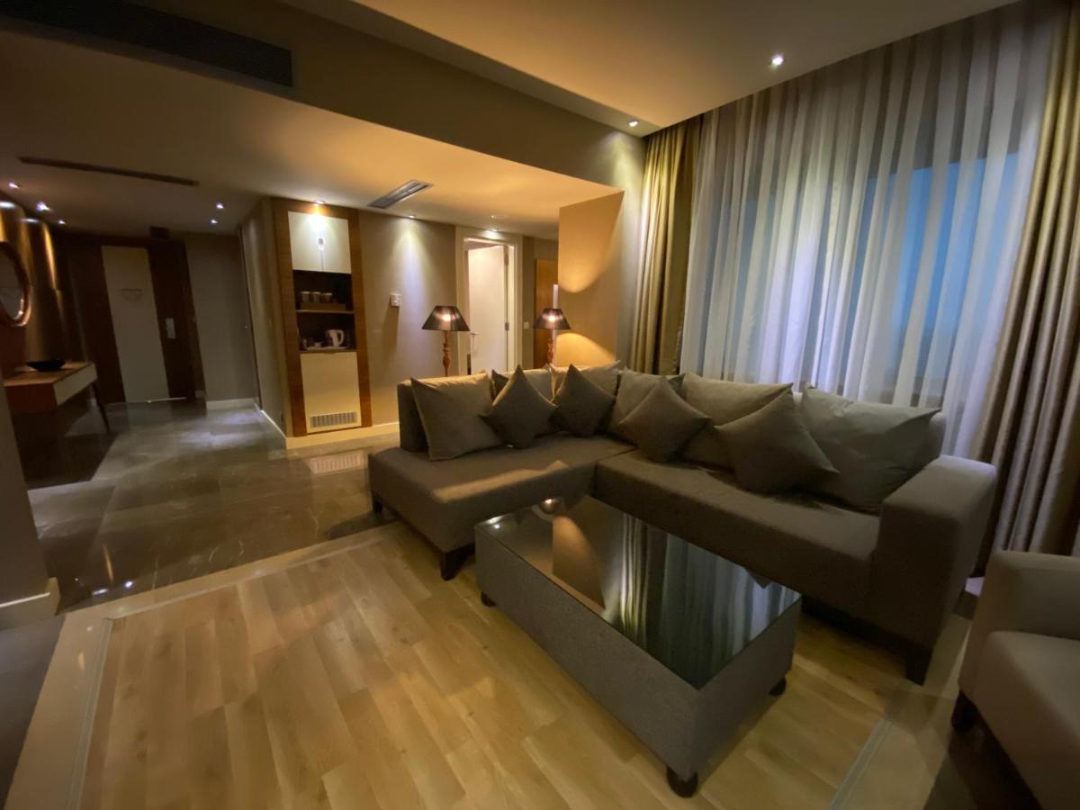 Hotel Kolin & Convention Center 5*