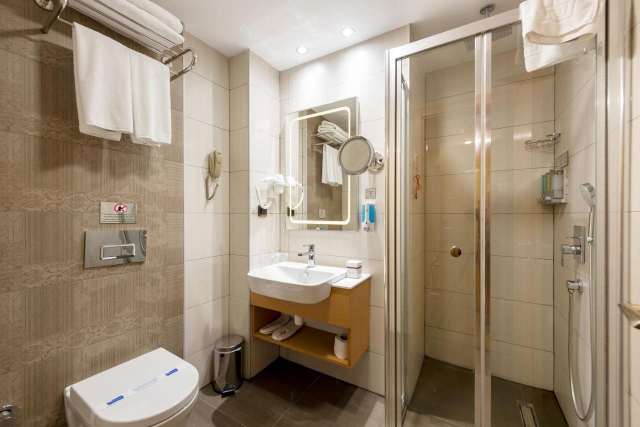 Hotel Boursier 2 &