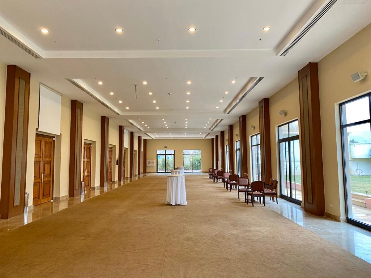 Perissia & Convention Centre 5*