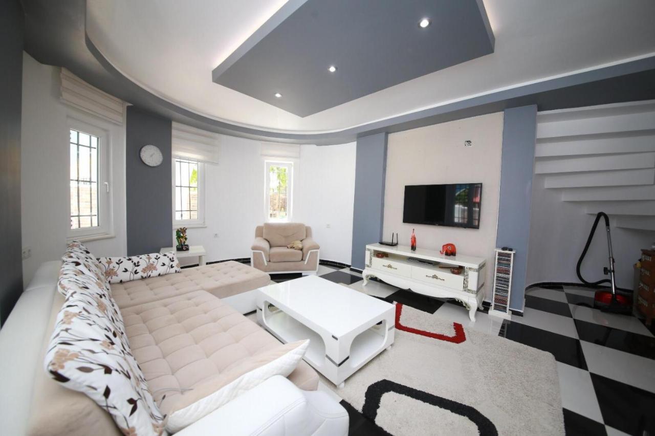 Fairways Villa *
