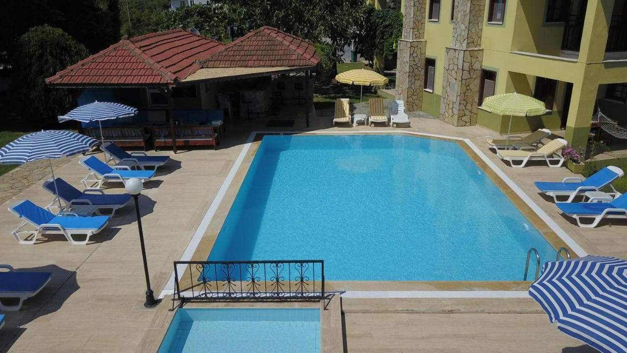 Summer Life Aparthotel *