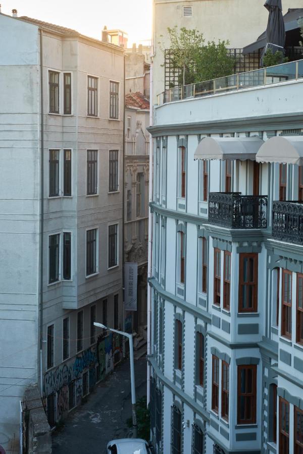 Briva * Istanbul