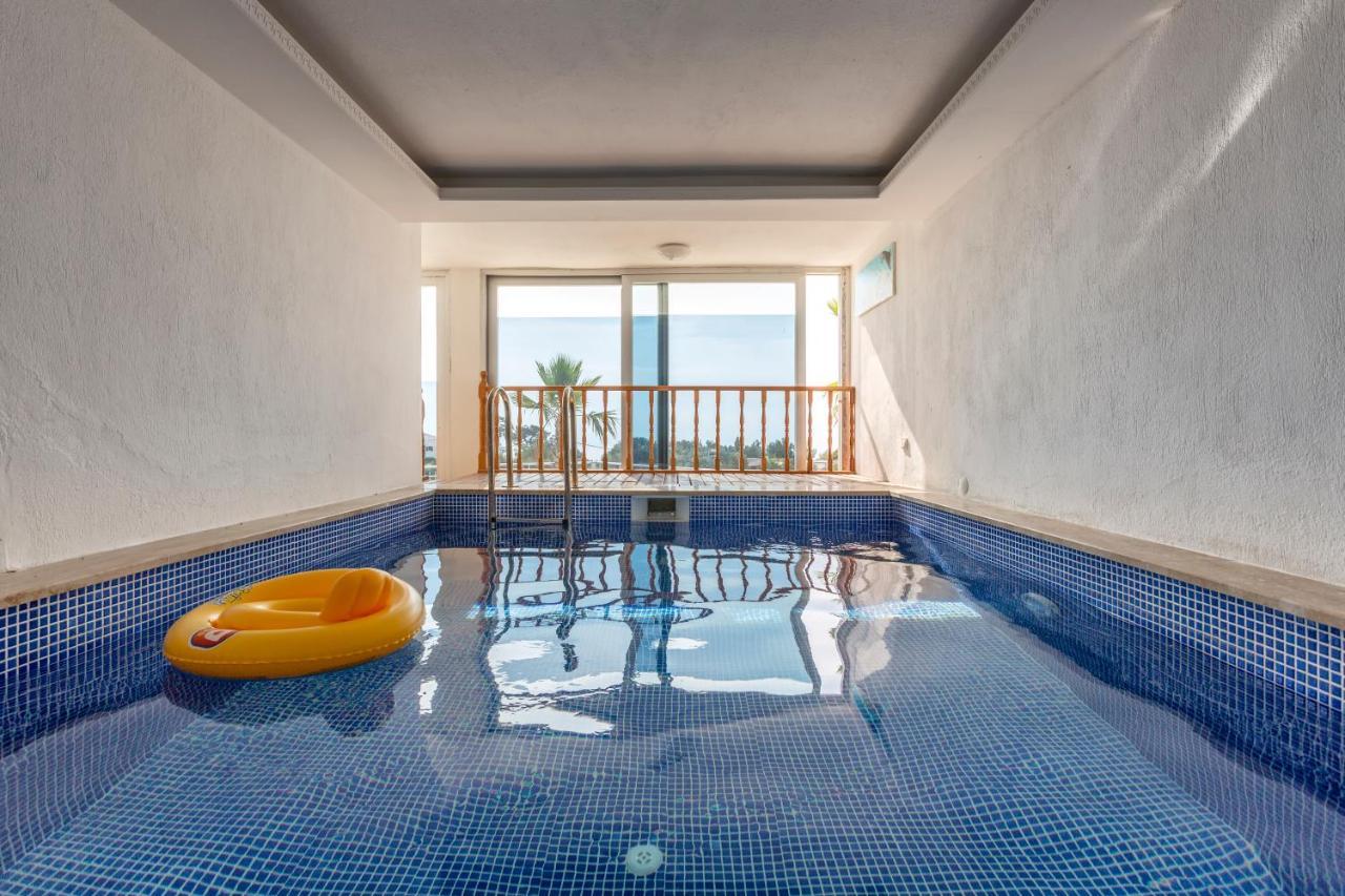 Villa Infinity *