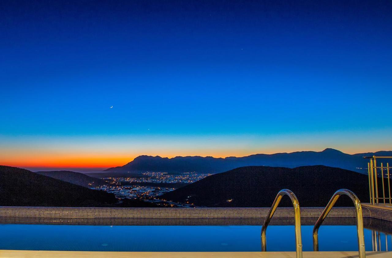 Infinity Villa *
