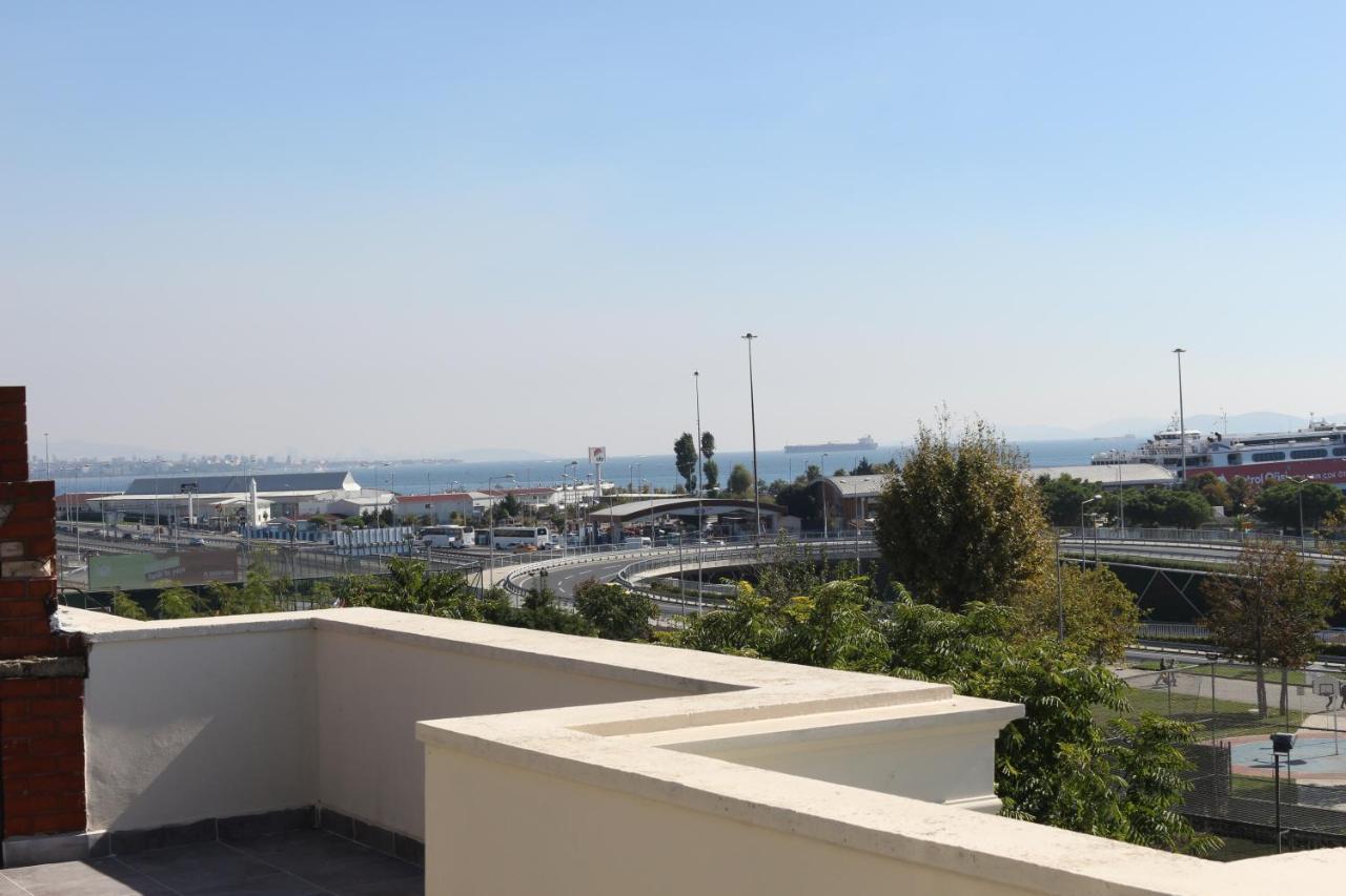 Uemit Yenikapi * Istanbul