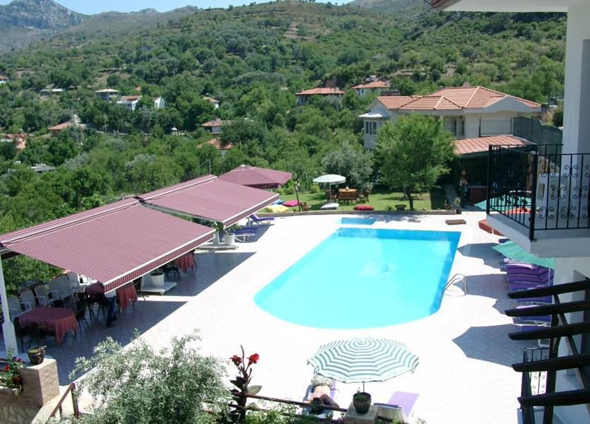 Lacivert Boutique Hotel Aparthotel 2*