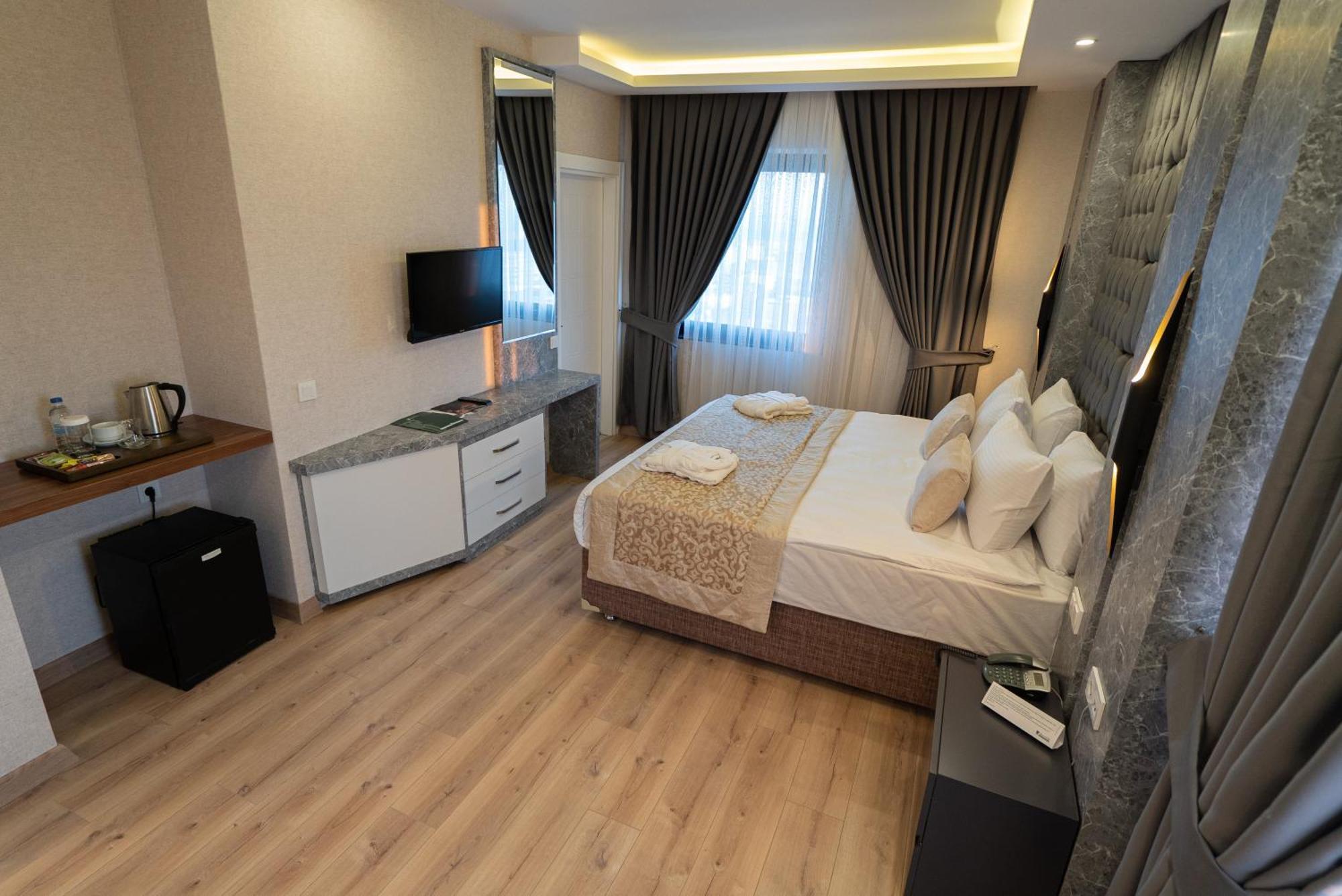 The Park Hotel 5*