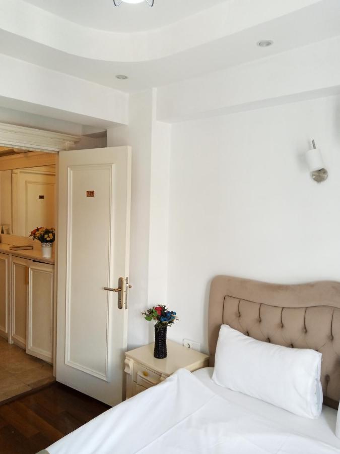 La Petite Maison Hotel