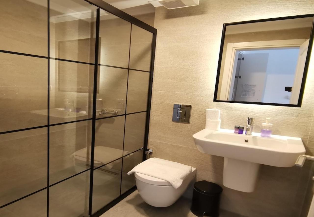 Villa Redpine 5 *