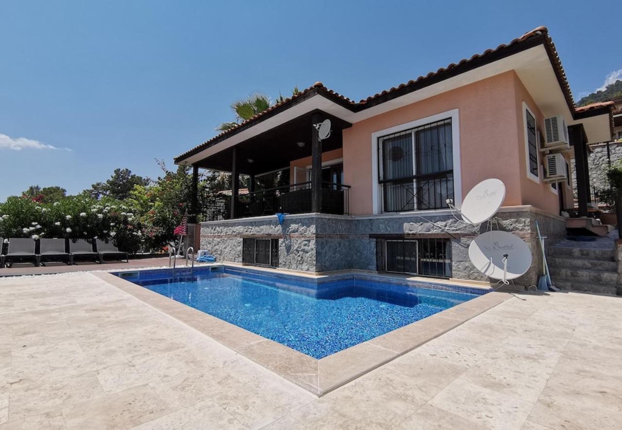 Villa Redpine 5 *