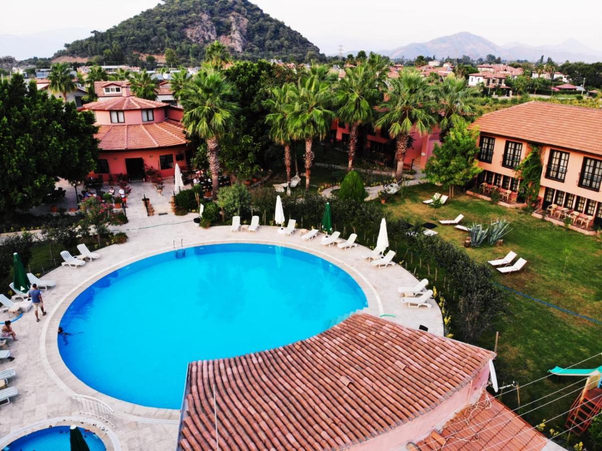 Palme Hotel 2*