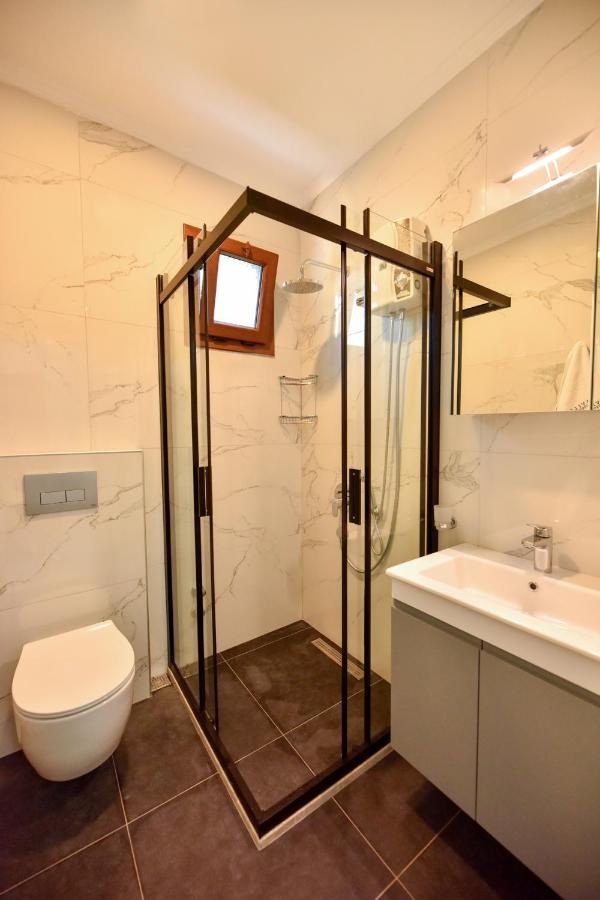 Aparthotel Yali *