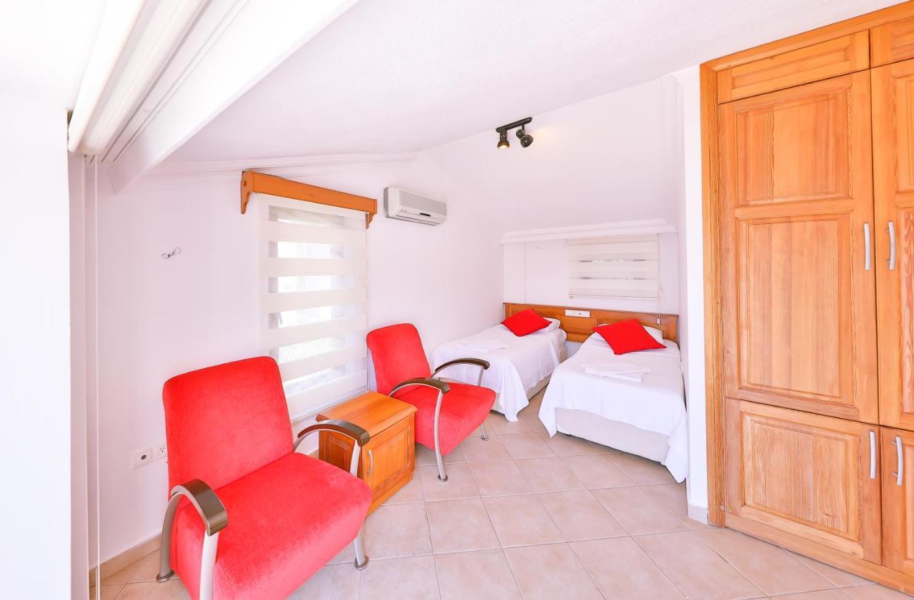 Aparthotel Kuluhana & Kalkan 3*